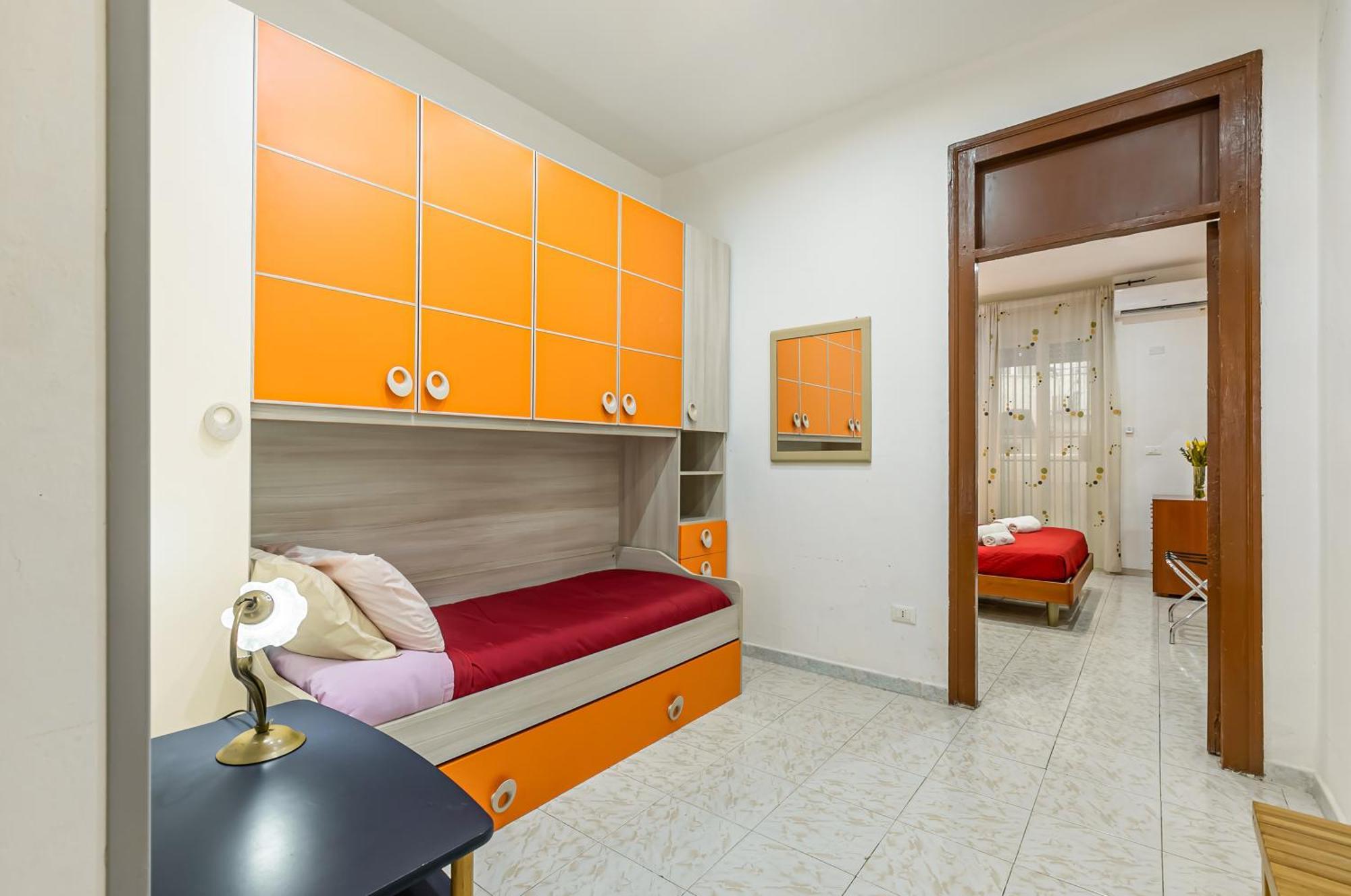 Corso Dei Mille Railway Apartment Palermo Exteriör bild